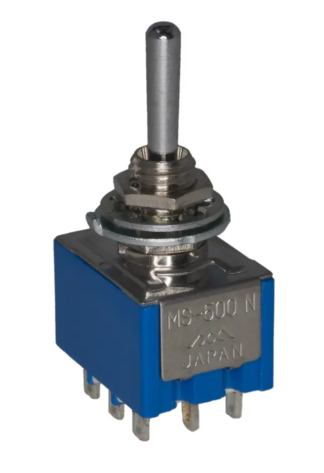 Prekidač sa ručicom, tri položaja, Miyama, Japan, ON-OFF-ON, 3P3T, 125V AC, 6A, Fi=5.5mm — šifra 13231 | Kelco