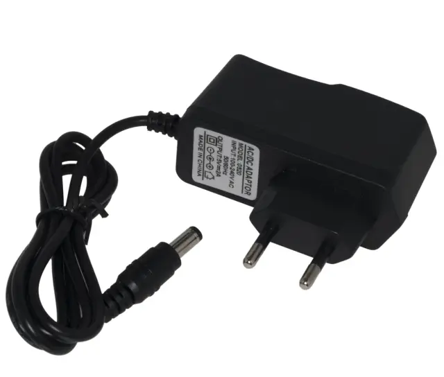 Adapter, 100-240VAC na 5VDC, 2000mA, konektor 2.1x5.5mm — šifra 18523 | Kelco
