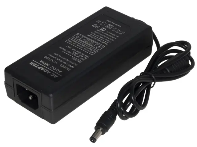 Adapter, stoni, 230VAC/110VAC na 24V/6A DC, DC konektor 2.1x5.5mm — šifra 19587 | Kelco