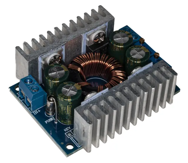 DC 5-30V to 1.25-30V 6A Automatic Step UP/Down Converter Boost/Buck Voltage Regulator Module Charger — šifra 22172 | Kelco