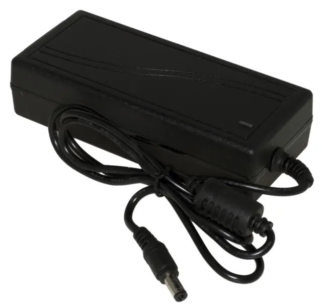 Adapter, 100-240VAC na 24VDC, 2000mA, konektor 2.1x5.5mm, stoni — šifra 23449 | Kelco