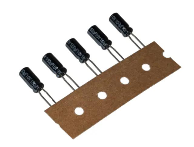 Elko, stojeći (RAD), Low ESR, 105°C, 150µF, 10V, 5x11mm, RM2.5, Panasonic, EEUFR1A151 — šifra 23575 | Kelco