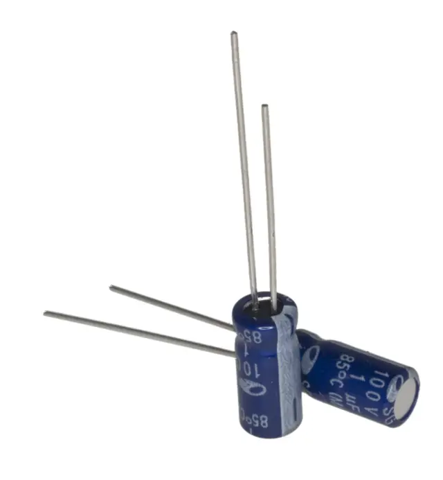 Elko, stojeći (RAD), 85°C, 1µF, 100V, 5X11mm, RM2.5, Jamicon, JSK105M100S1A5C11L — šifra 1160 | Kelco