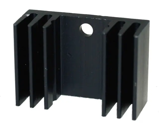 Hladnjak, aluminjium, TO220, 20mm, crni — šifra 6452 | Kelco