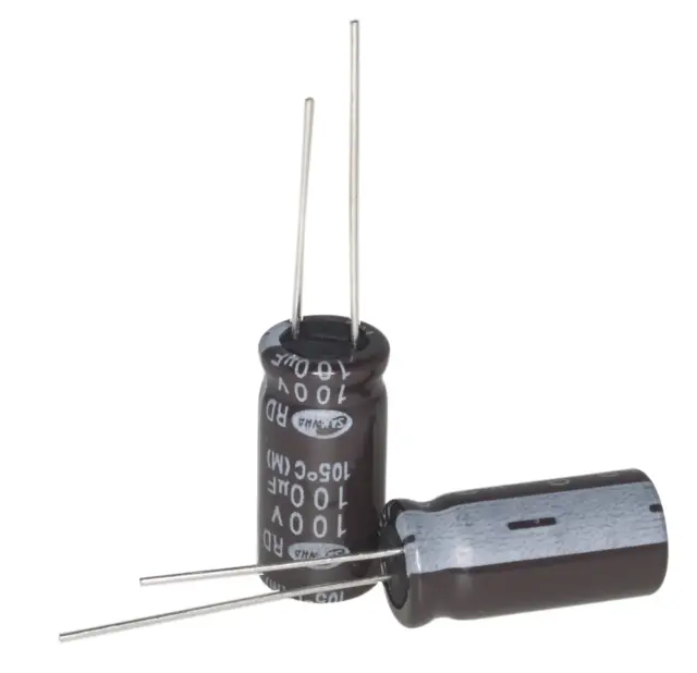 Elko, stojeći (RAD), 105°C, 100µF, 100V, 10X20mm, RM5 — šifra 9847 | Kelco