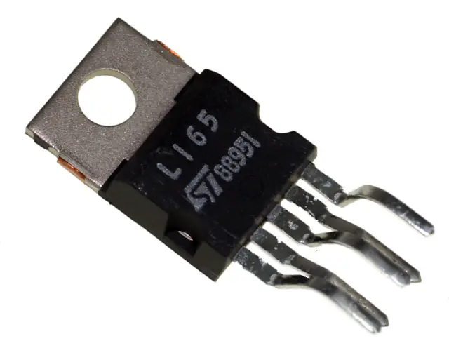 AUDIO AMPLIFIER, 1 X 25W, 25V, THD=0.02%, PENTAWATT — šifra 11531 | Kelco